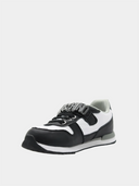 Sneakers - Black & White